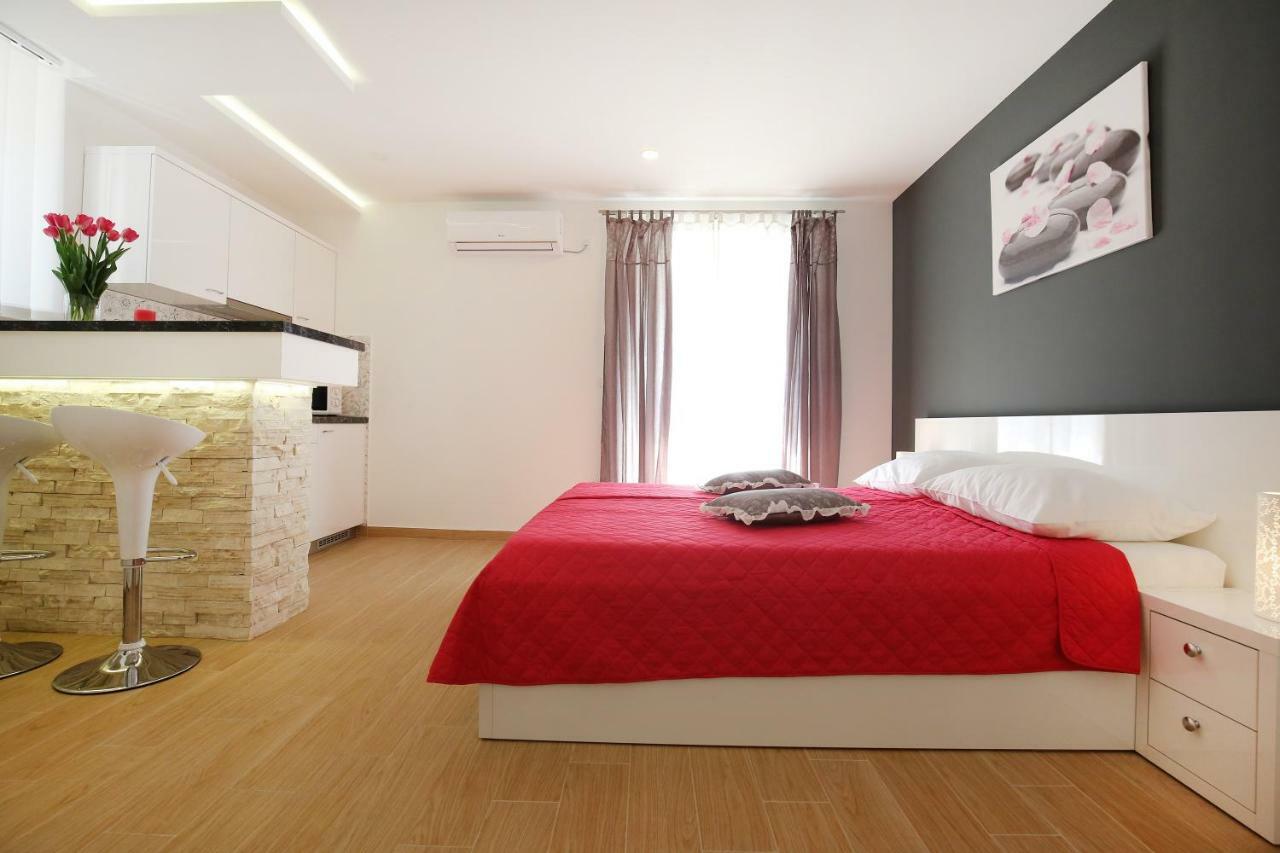 Apartments Madison 扎达尔 外观 照片
