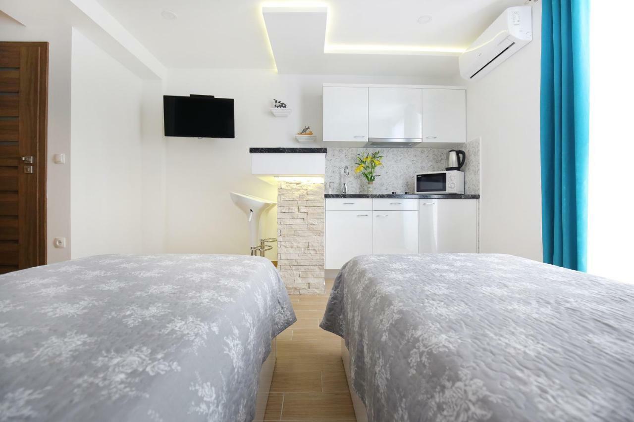 Apartments Madison 扎达尔 外观 照片